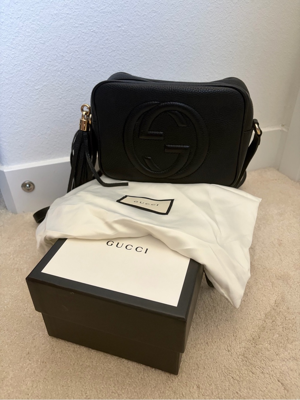 Gucci Black Pebbled Leather Soho Camera Bag with Tassel